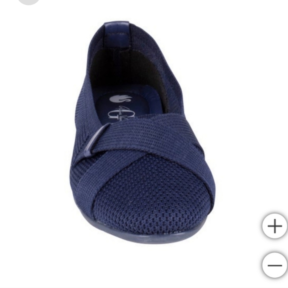 Gloria Vanderbilt DEBBIE Ladies' Flat Navy Blue NEW IN BOX - Picture 8 of 8